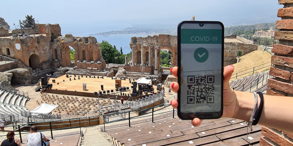 Green Pass Obbligatorio Anche Per Taormina Naxos Isola Bella E Museo