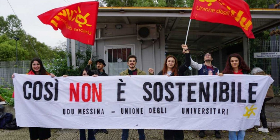 Trasporti A Messina La Protesta Degli Universitari E La Replica Dell