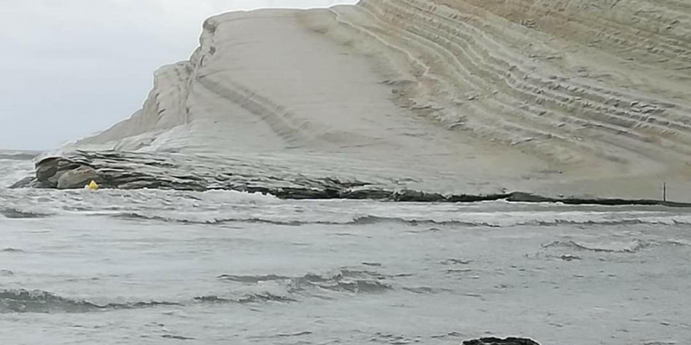 Morta La Turista Romana Colta Da Malore Sulla Scala Dei Turchi