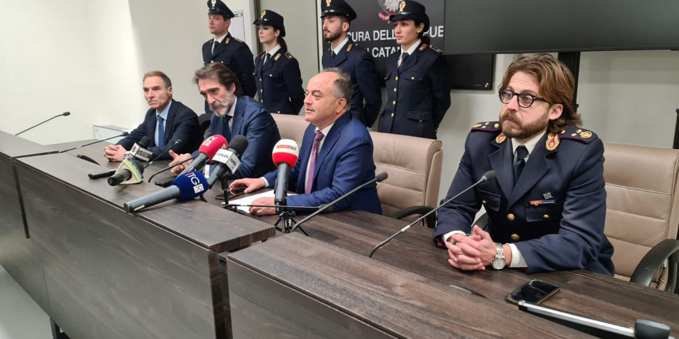 Lassalto Criminale Alla Costa Degli Dei Di Boss Gregari E Colletti