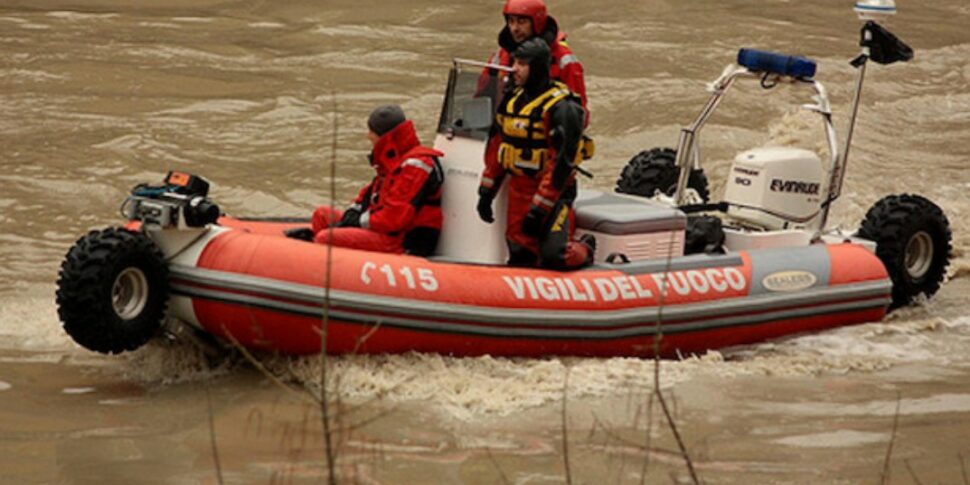 Rovigo Ritrovato Morto Nel Fiume Un Bimbo Di 4 Anni Di Cui Si Erano