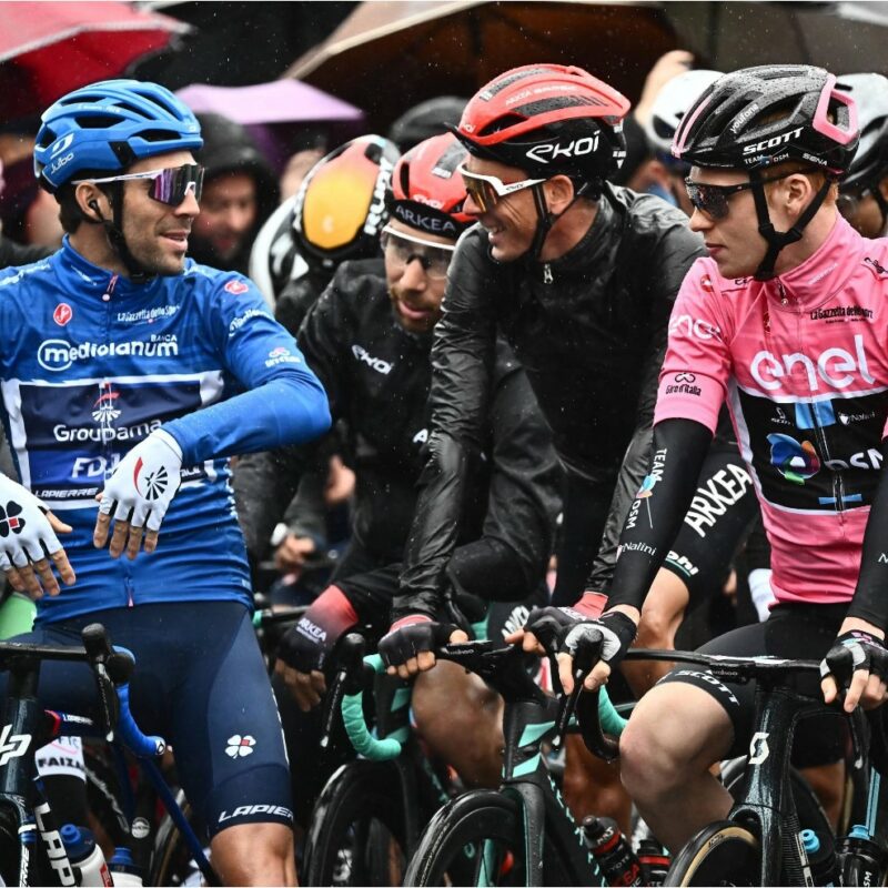 Giro D Italia L Australiano Groves Vince In Volata La Quinta Tappa