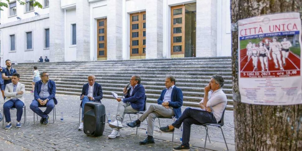 Cosenza primo mattone al progetto di città unica Gazzetta del Sud