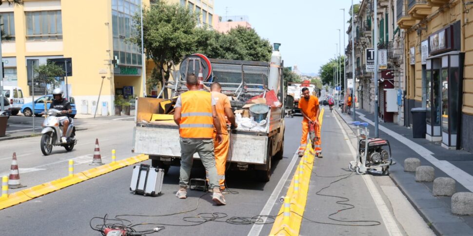 Messina Installati I Cordoli Sul Corso Cavour Per Pista Ciclabile E