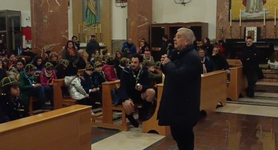 Cosenza La Luce Della Pace Di Betlemme Illumina La Chiesa Di Santa