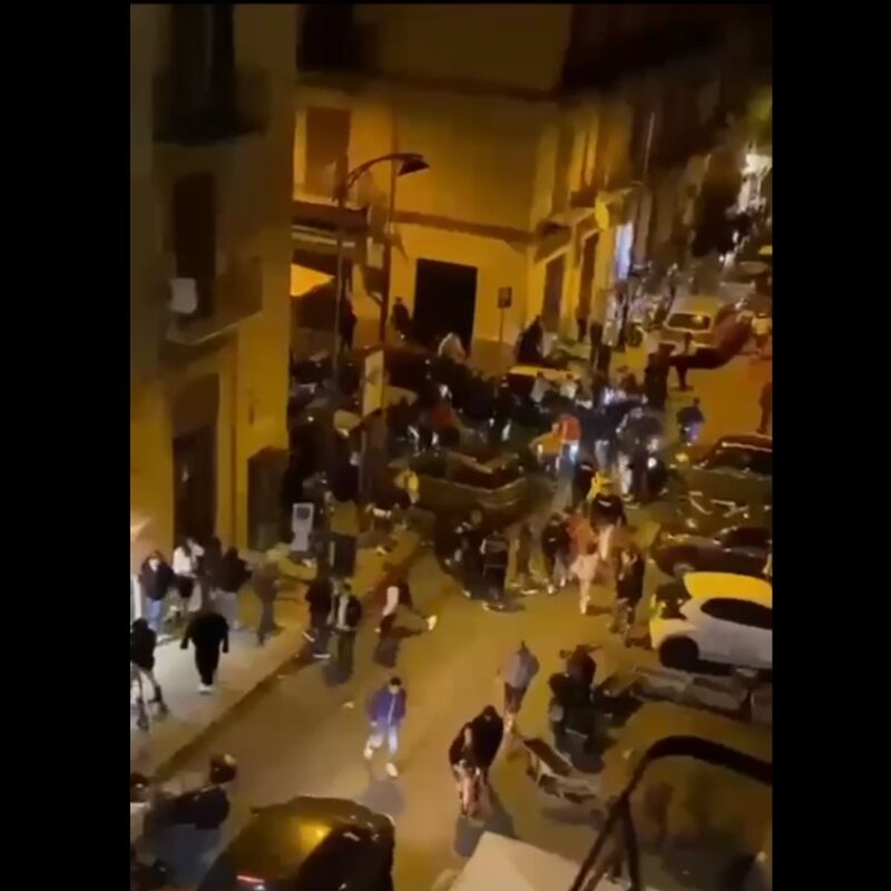 Paura A Palermo Colpi Di Pistola Nella Notte Durante Una Rissa Nel