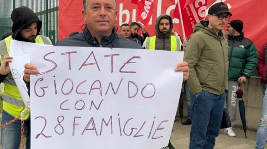 Terzo Megalotto Statale La Protesta Di Operai Trasferiti Da