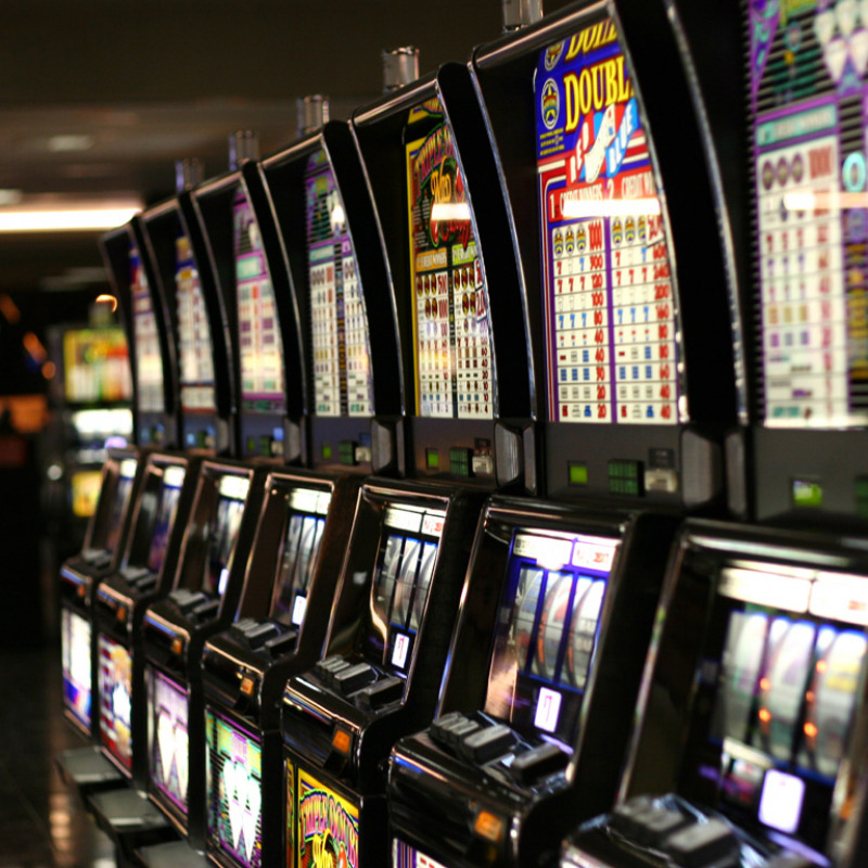 Sequestrate 9 slot machine truccate
