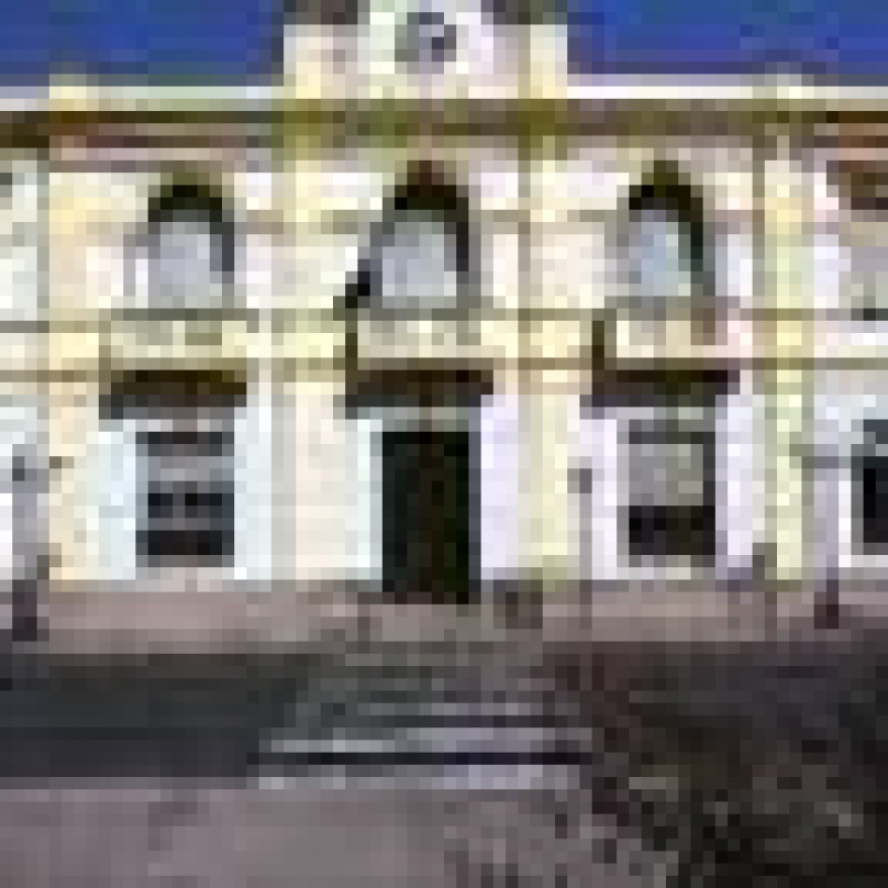 Il municipio di Villa San Giovanni