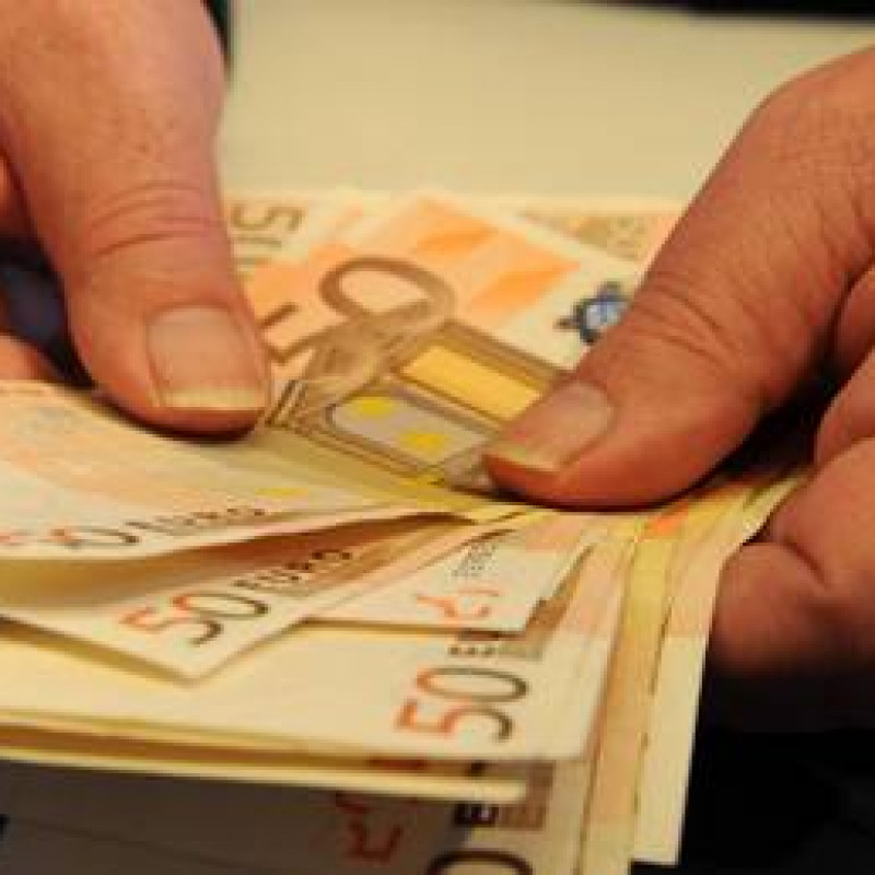 Famiglie Indebitate Per 178 Miliardi La Media Di 6 657 Euro A Nucleo 