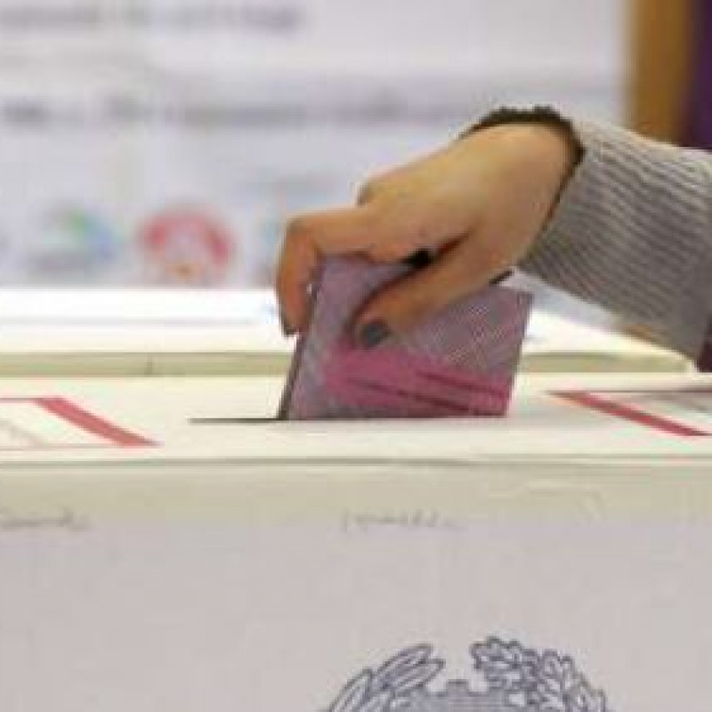 Elezioni, in Calabria due "impresentabili"