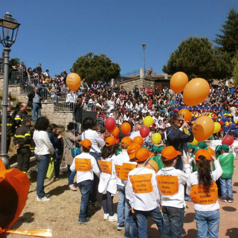 Vigili del Fuoco festa con le scuole