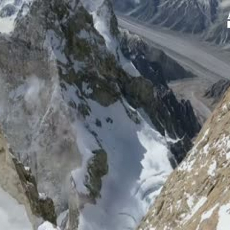Precipitano dalla montagna, morti tre alpinisti