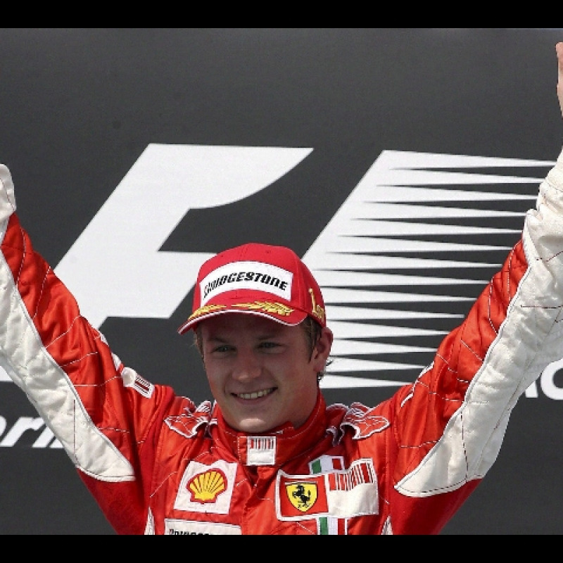 La Ferrari rinnova con Raikkonen