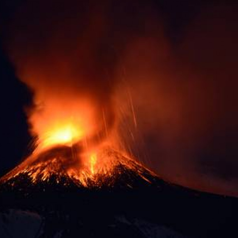 Esplosione sull'Etna, 10 feriti