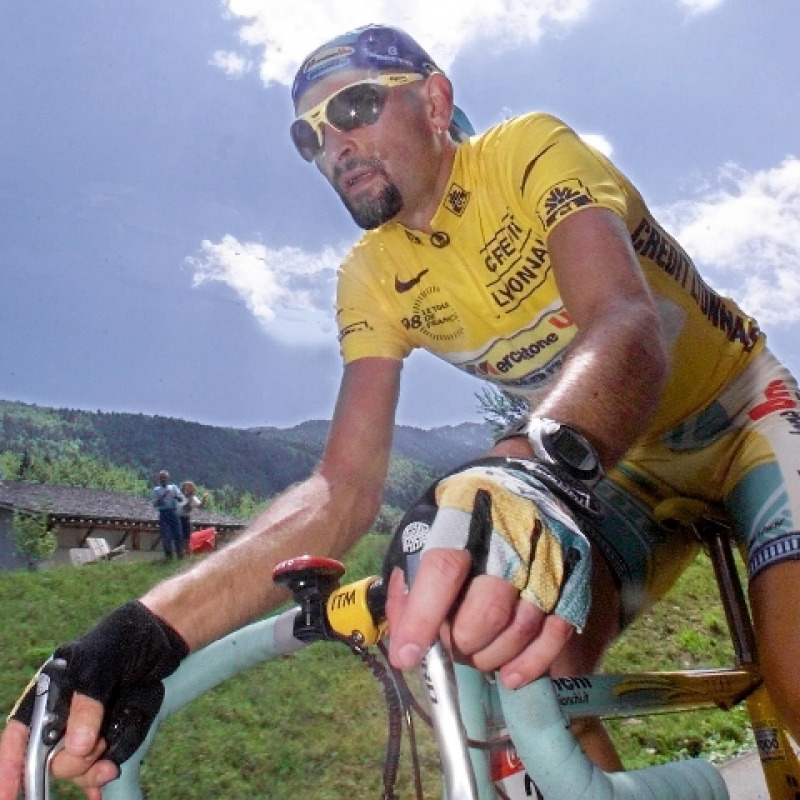 Oltre 10 mila firme per Giro '99 a Pantani