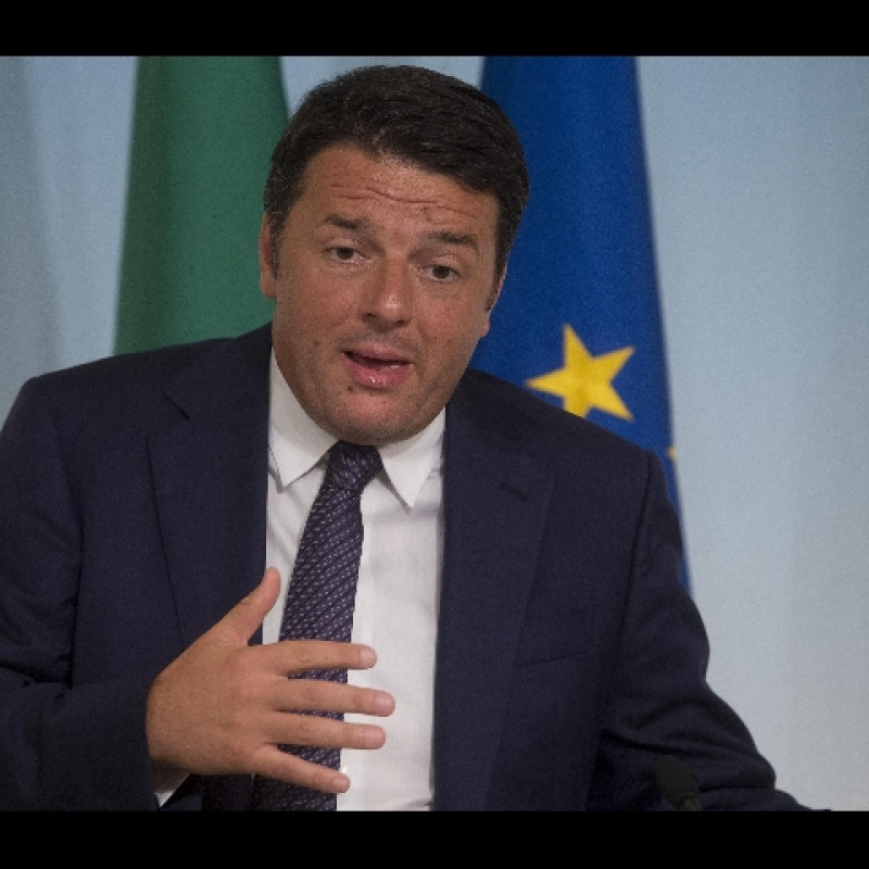 Renzi inaugura l'elettrodotto