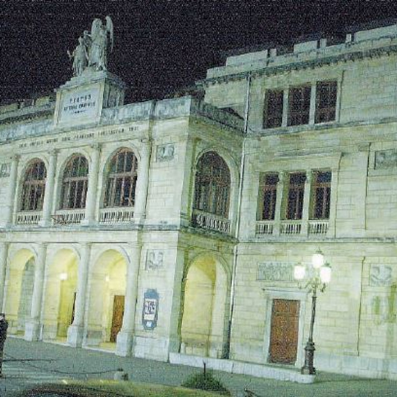 Il teatro Vittorio Emanuele di Messina