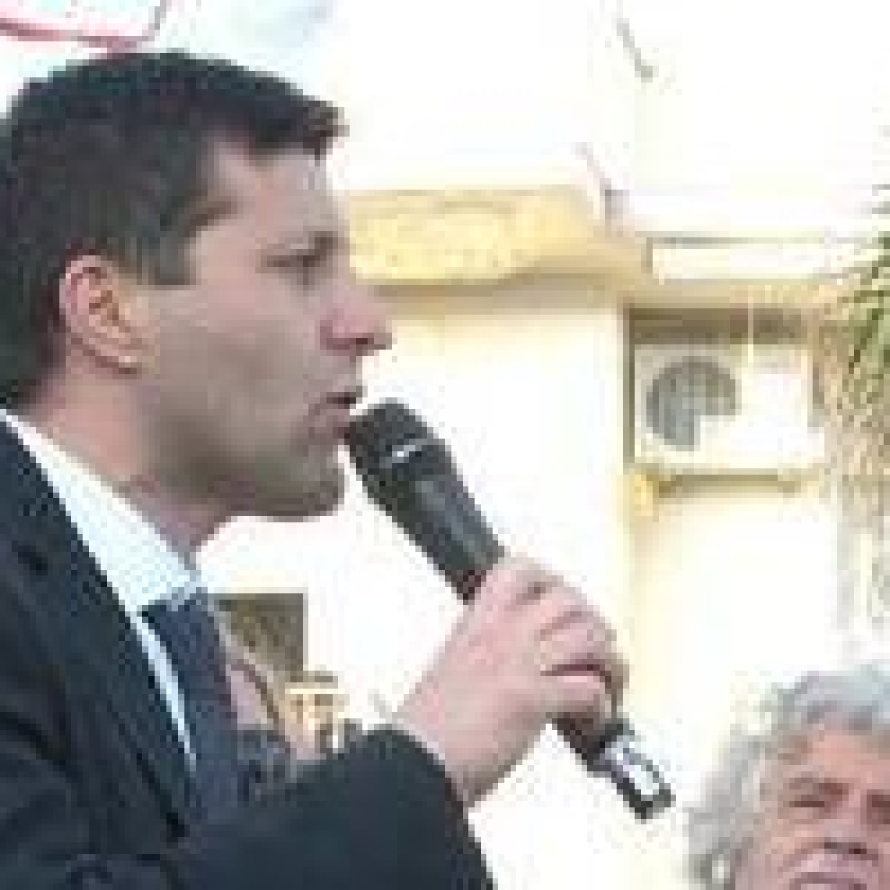 Attivisti al M5S: sospendete Piccitto