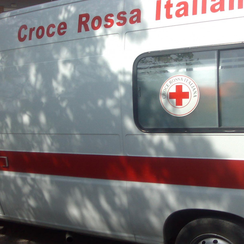 Incendiate due ambulanze della Croce Rossa