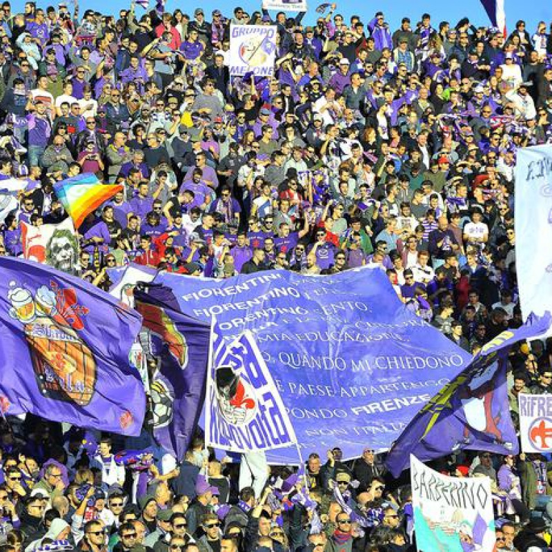 La Fiorentina stecca nel derbye subisce l'aggancio del Napoli