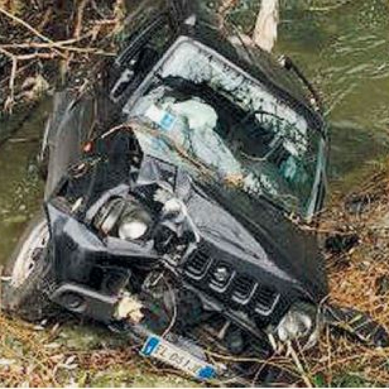 Jeep finisce nel torrente, ferita 50enne pediatra