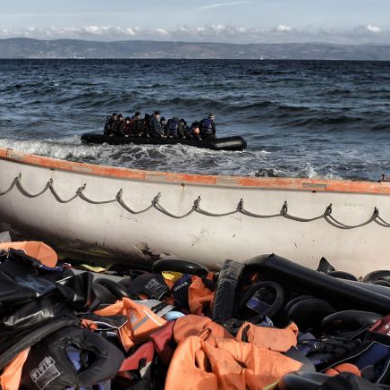Nuovo naufragio in Grecia, dieci morti, 5 erano bimbi