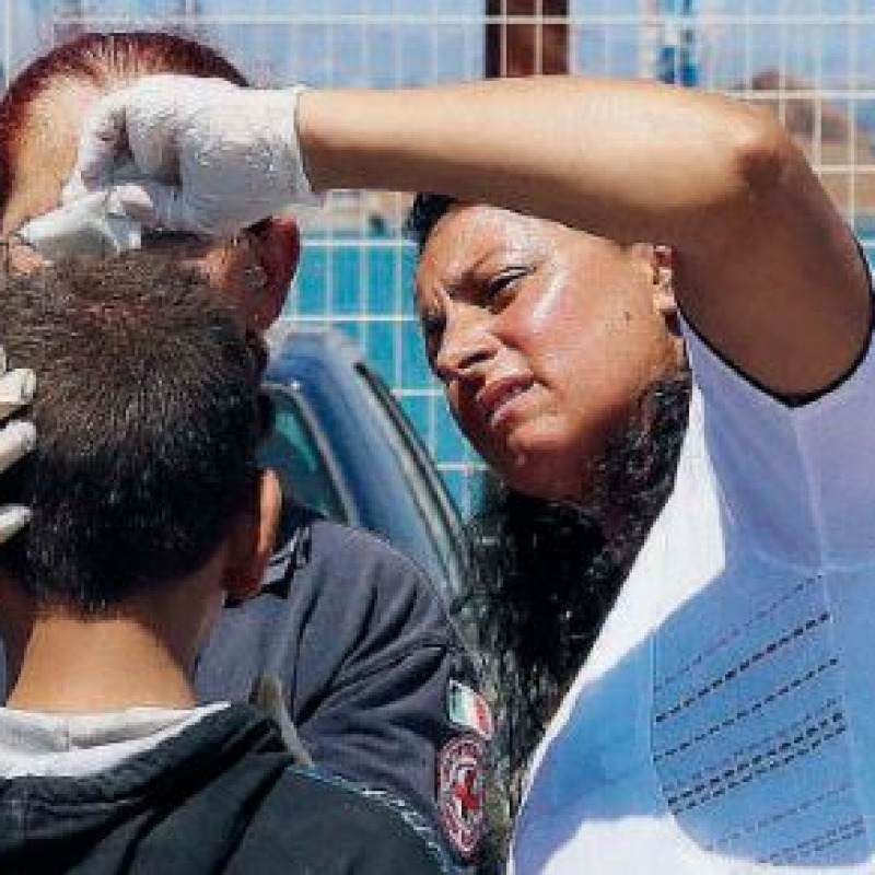 Una “clinica mobile” cura i migranti