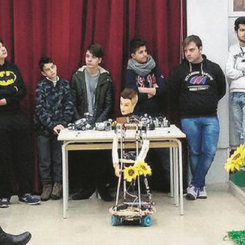 Gli alunni del “Monaco” esperti di robotica