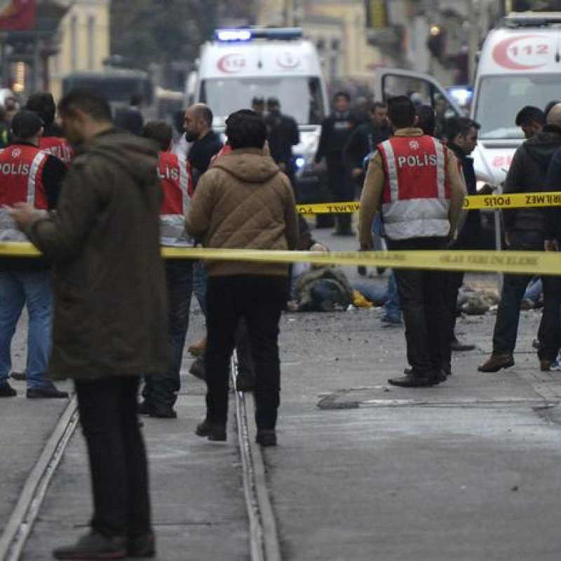 Kamikaze a Istanbul, almeno 5 morti e 19 feriti