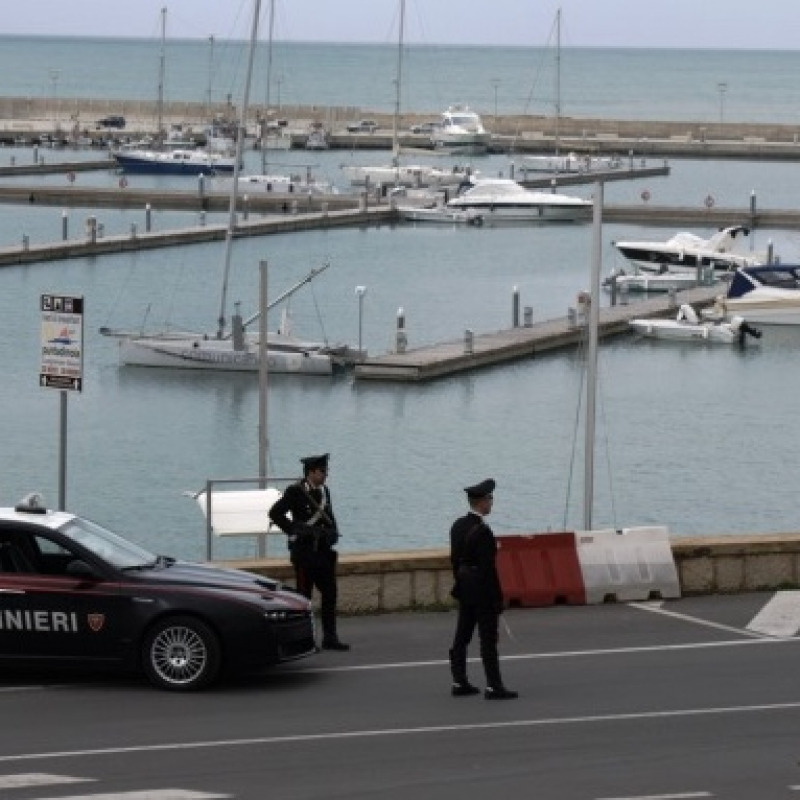 Carabinieri porto Marina di Ragusa