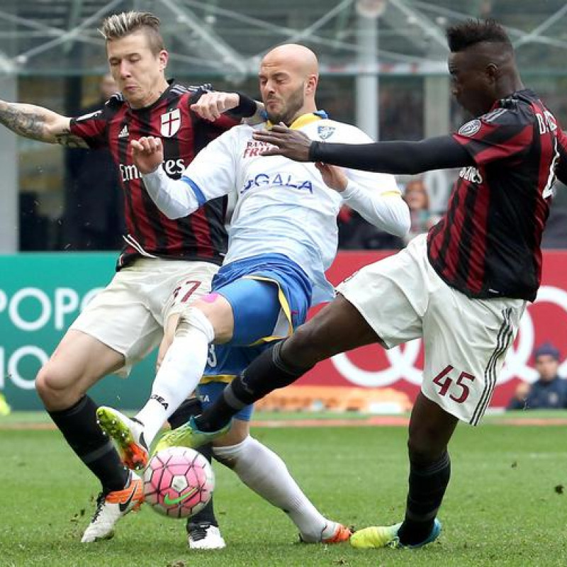 Frenata Milan bene il Palermo