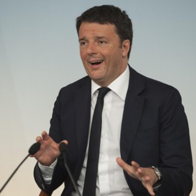 Renzi all'attaccodel fronte del no