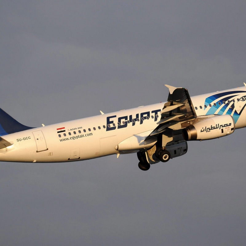 Egyptair, individuata una scatola nera dell'aereo