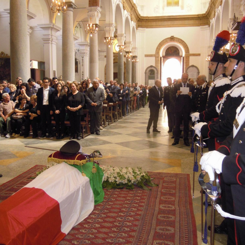 In 3000 per i funerali di Silvio Mirarchi