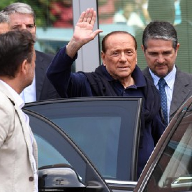 Berlusconi dimesso da ospedale