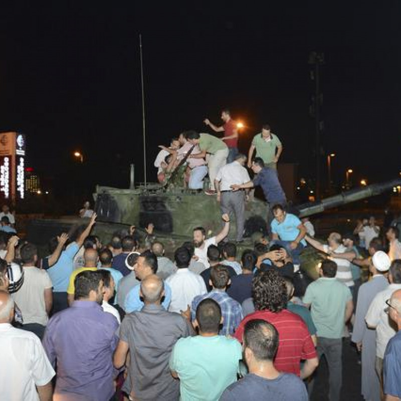 Fallito golpe in Turchia, oltre 60 morti