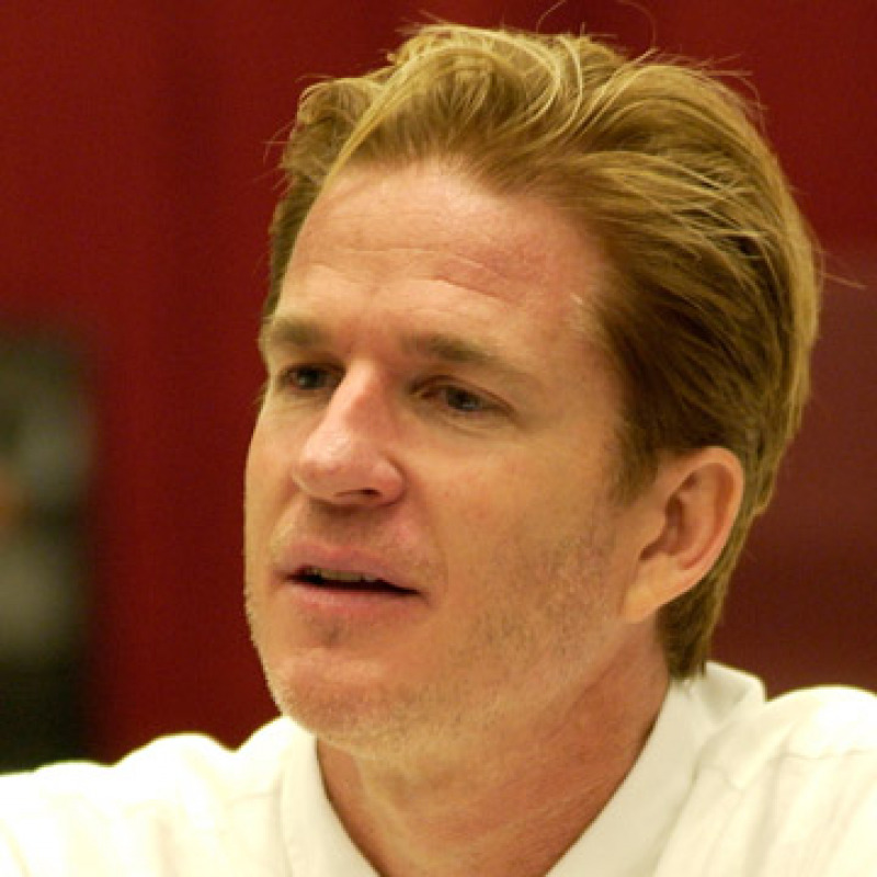 Matthew Modine regala alberi a Catanzaro