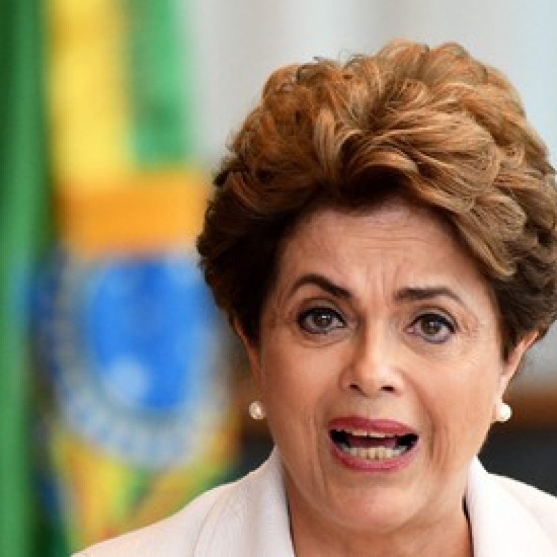 Il Senato approva impeachment, Dilma destituita
