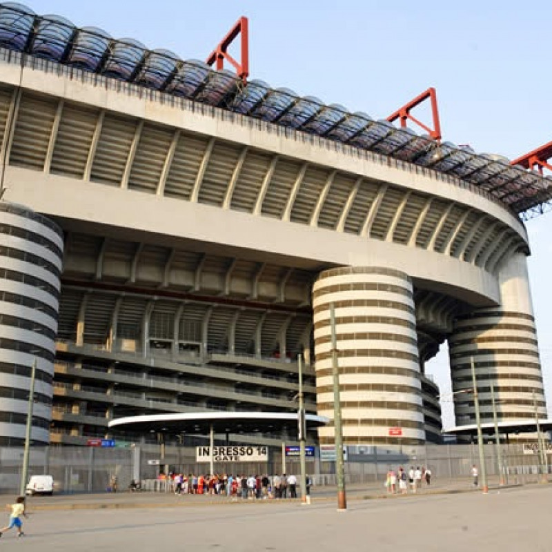 Il catering allo stadio San Siro nelle mani dei clan di Reggio