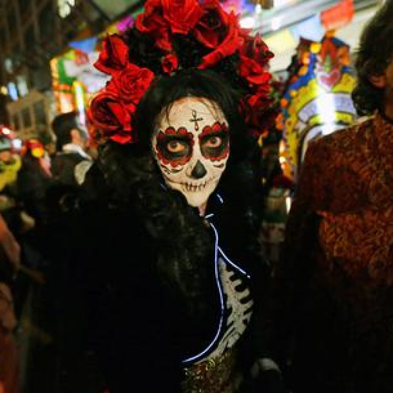 Il parroco anti-Halloween: vestitevi da... Santi