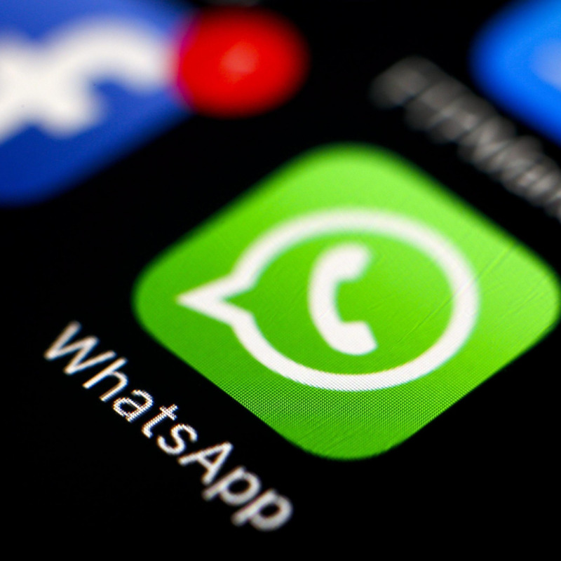 Whatsapp sotto accusa per aver ceduto dati a Facebook