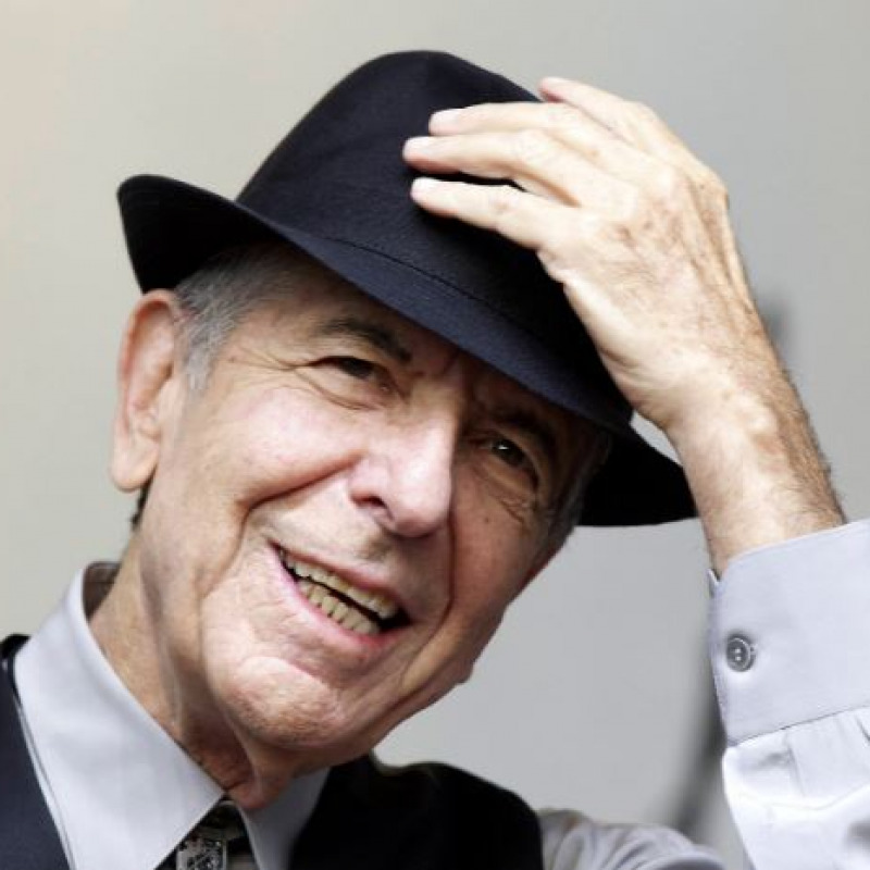 Addio Leonard Cohen, maestro della poesia in musica
