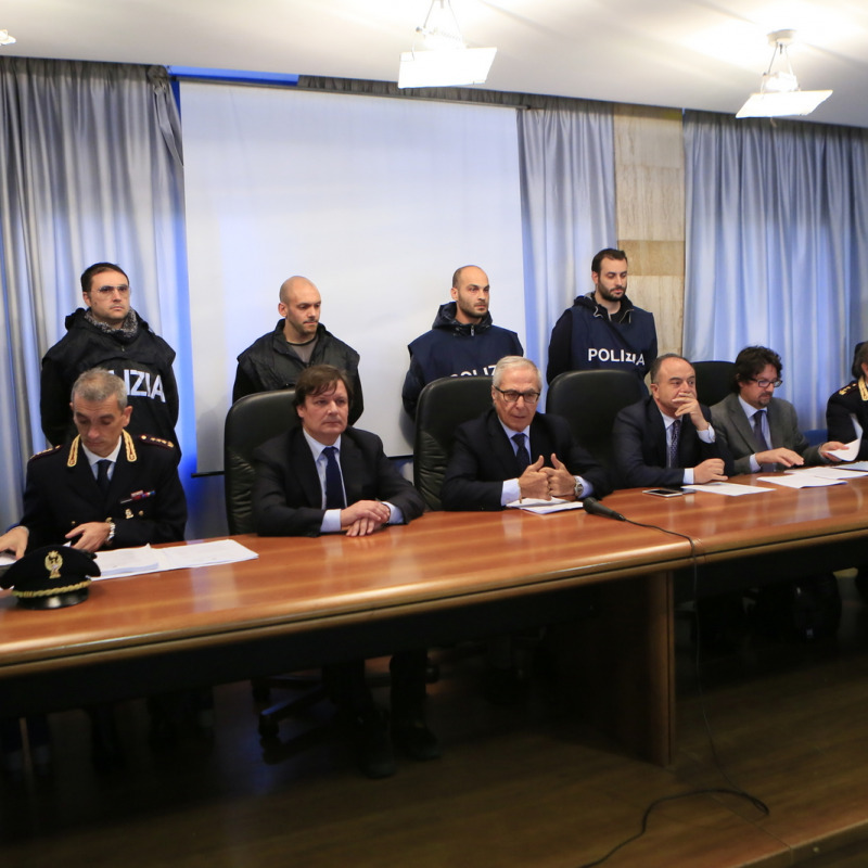 Operazione della polizia in Calabria, 48 arresti