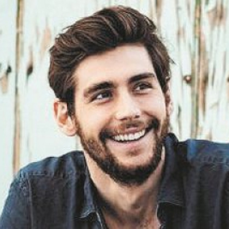 La città si fa bella nella notte di Alvaro Soler