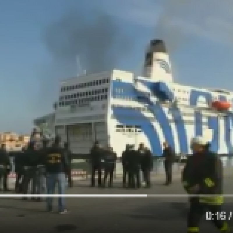 Il video dell'incendio sul traghetto Napoli-Palermo