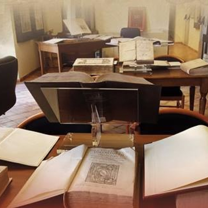 Le Incisioni nel Fondo Antico della Biblioteca di Santa Severina