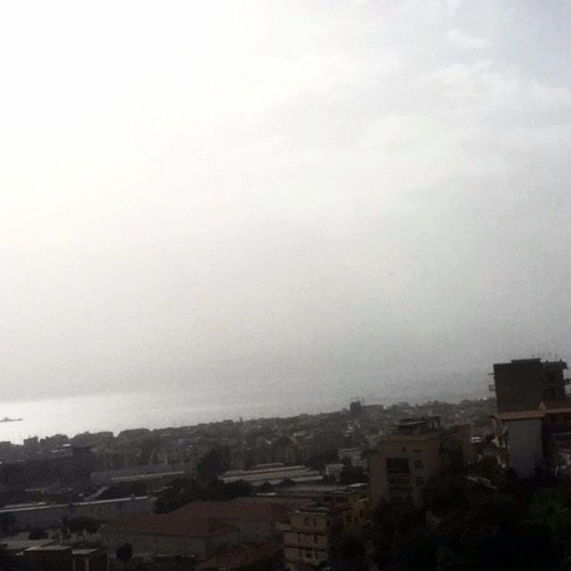 Messina, la Calabria è "sparita"