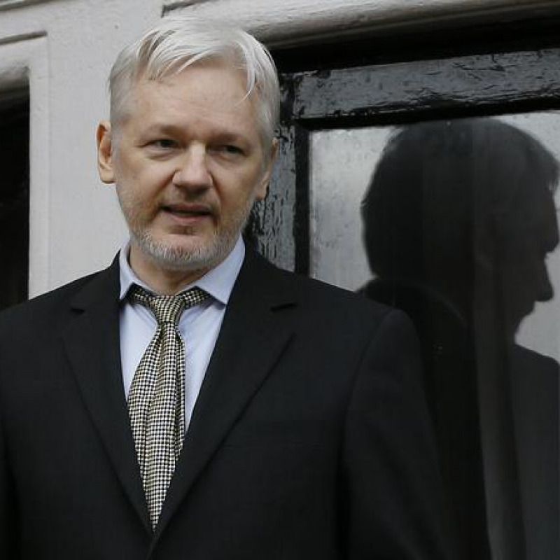Wikileaks: 'La Cia spia attraverso telefoni e televisori'