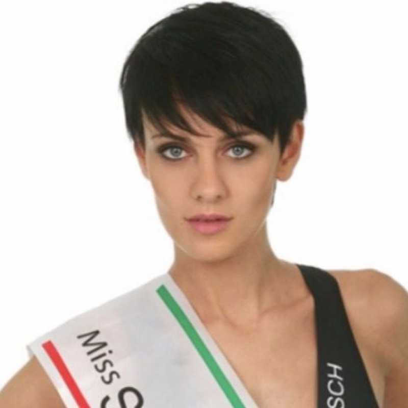 L'ex miss Veronica Sogni muore a 28 anni per un tumore